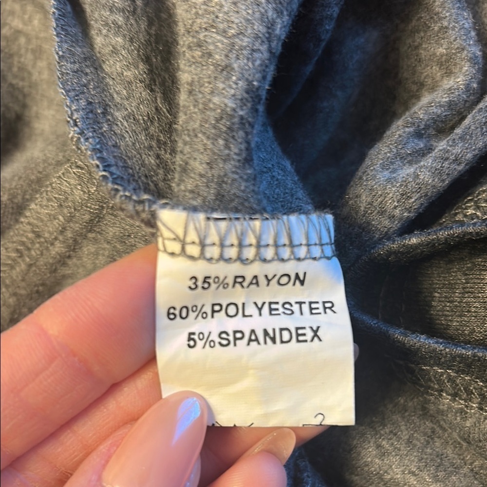 Gray Long Sleeve Women's Top - Picture 5 of 6
